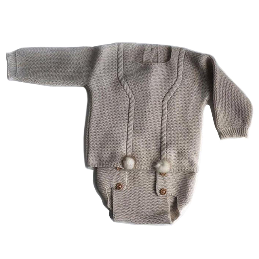 Cute unisex baby outfit