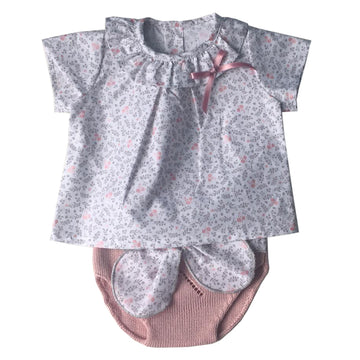 Cute baby set with flowers